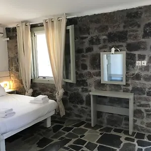  Holiday home Plan-b Holidays